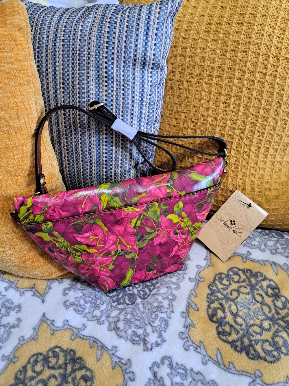 Patricia Nash Bougainvilleas Along The Coast Tinchi Crossbody Belt Bag